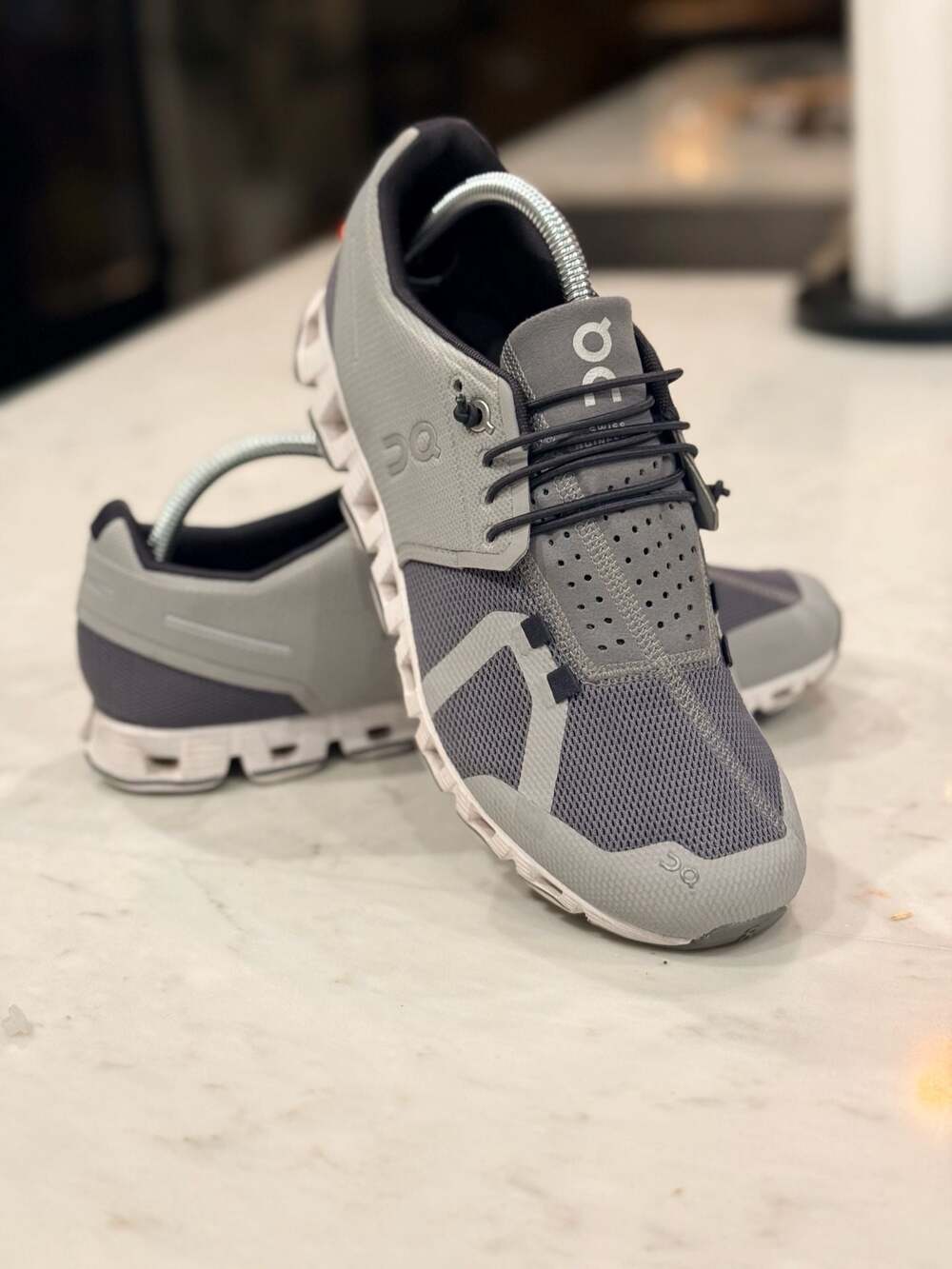 On Cloud Waterproof Running Shoes Women's Size 9.5 Grey